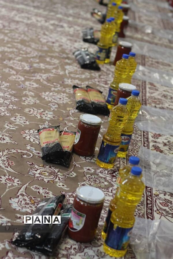 اجرای طرح کمک رمضانیه به روستاهای اطراف شهرستان امیدیه