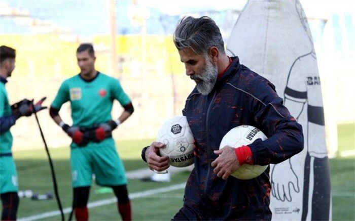 فنایی: برخی می‌گویند هر چه می‌خواهد بشود اما پرسپولیس قهرمان نشود
