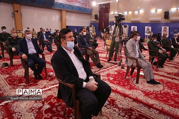تجلیل از دست اندرکاران کنگره سرداران و 2 هزار شهید استان بوشهر