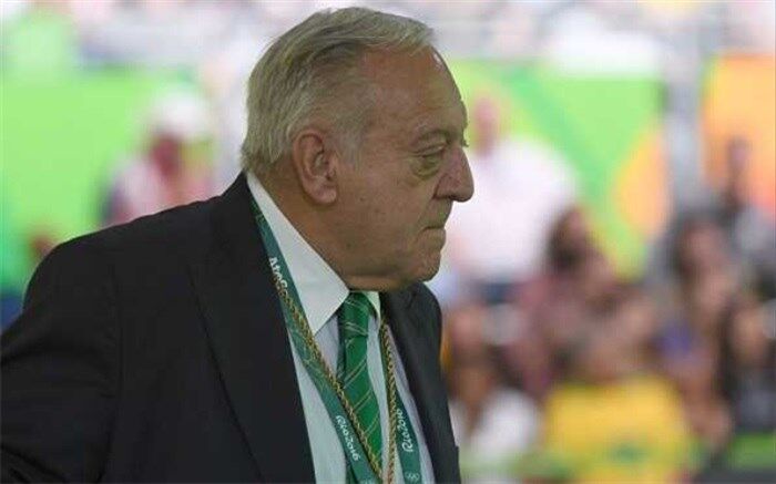 دوران سلطنت تاماش آیان در وزنه‌برداری جهان به پایان رسید