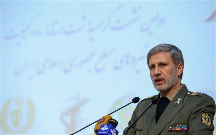 وزیردفاع:آمریکایی‌ها باعث ناامنی در خلیج فارس هستند