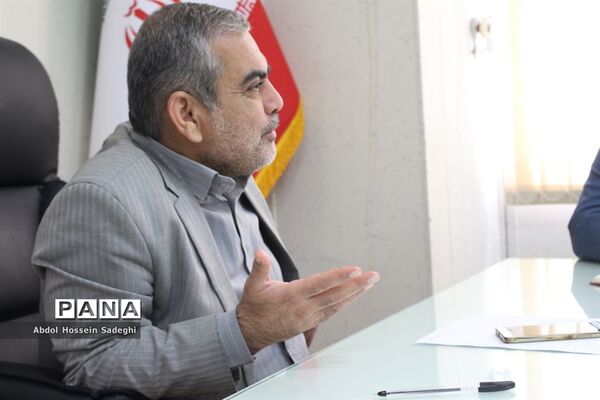 جلسه تولید محتوای پرورشی و فرهنگی شبکه آموزشی دانش آموزی شاد استان بوشهر