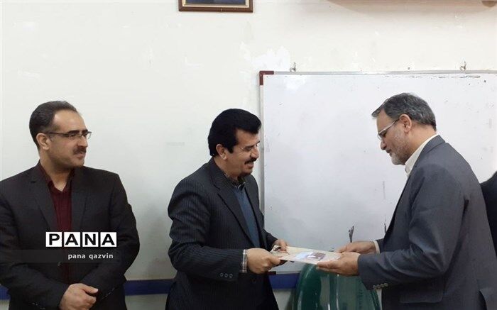 کازانی سرپرست آموزش و پرورش آبیک شد