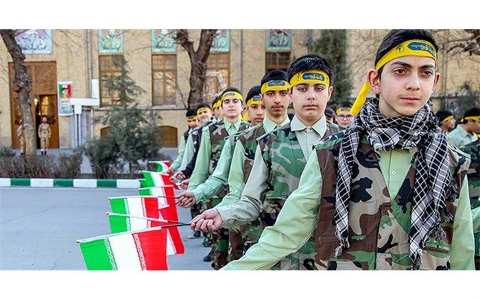 حضور و تجلیل دانش آموزان بسیج آذربایجان شرقی در منزل 1399 معلم همزمان با هفته معلم