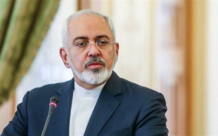ظریف: دریانوردان آمریکایی حق ندارند موجب برانگیختن خشم دریانوردان ما شوند