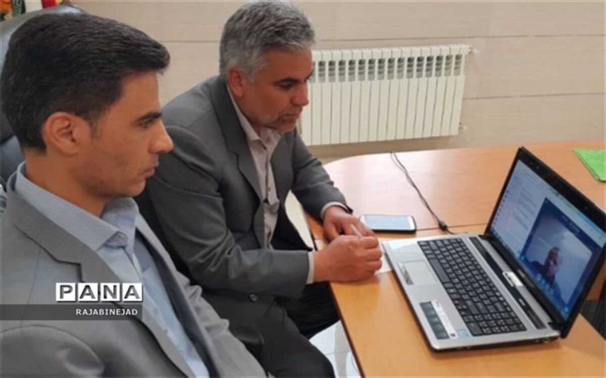 استمرار مجازی فعالیت های پرورشی و فرهنگی در ایام تعطیلی مدارس ابرکوه