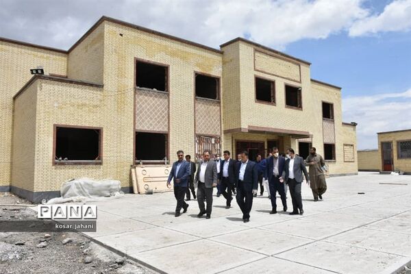 بازدید رئیس سازمان نوسازی مدارس کشور از پروژه های در حال ساخت سیستان وبلوچستان