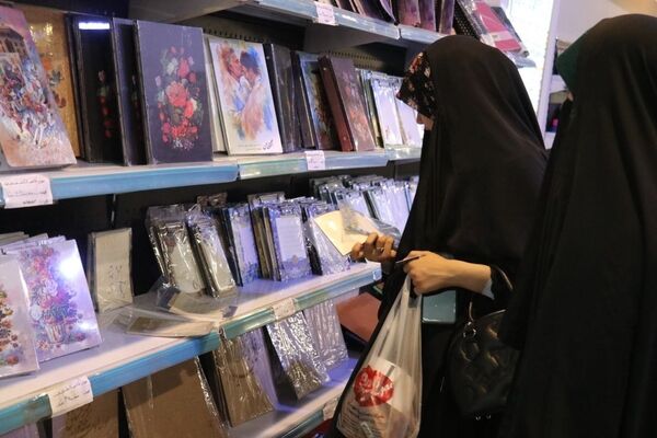 
فروش نوشت افزار ایرانی با تخفیف ویژه در آستانه سال تحصیلی