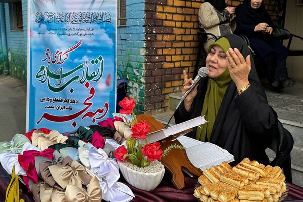 جشن میلاد با سعادت امام زمان (عج‌الله) در مدرسه شاهد‌شهید‌ نوری