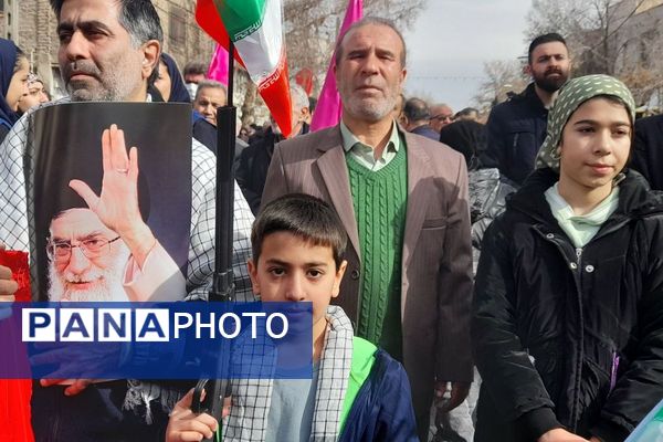 ۲۲ بهمن در ورامین، حماسه ای به وسعت یک شهر