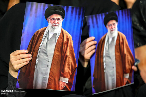بدرقه رهبر شهید انقلاب اسلامی بیعت با حضرت آیت الله سیدمجتبی حسینی خامنه‌ای است