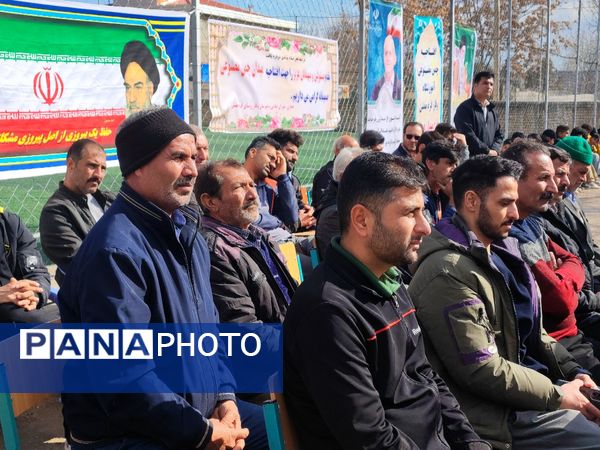 افتتاح چمن مصنوعی روستای قره مصلی