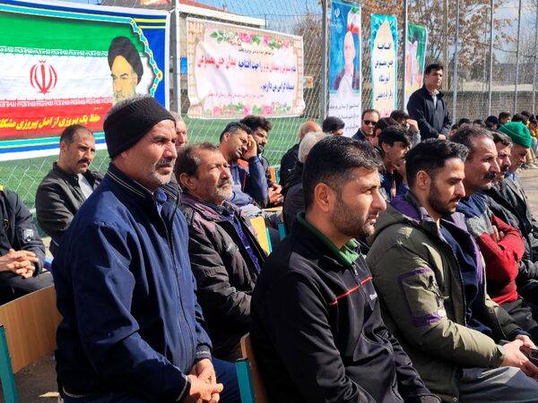 افتتاح چمن مصنوعی روستای قره مصلی