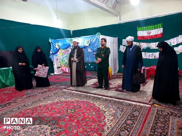  رنگین‌کمانِ ذهن در میدانِ مشقِ مبارزه شهر لالجین 