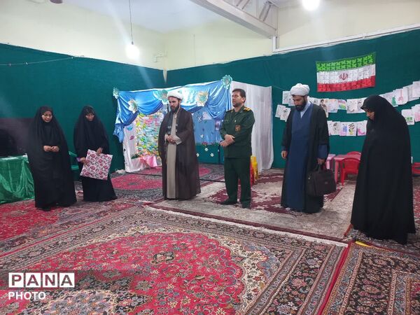  رنگین‌کمانِ ذهن در میدانِ مشقِ مبارزه شهر لالجین 