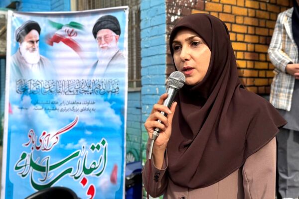 جشن میلاد با سعادت امام زمان (عج‌الله) در مدرسه شاهد‌شهید‌ نوری