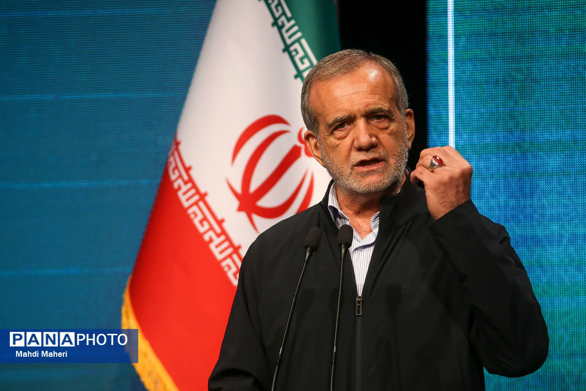 امسال سال نهضت مدرسه‌سازی است