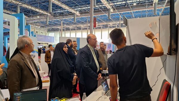 غرفه رباتیک و هوش مصنوعی ناحیه ۶ 