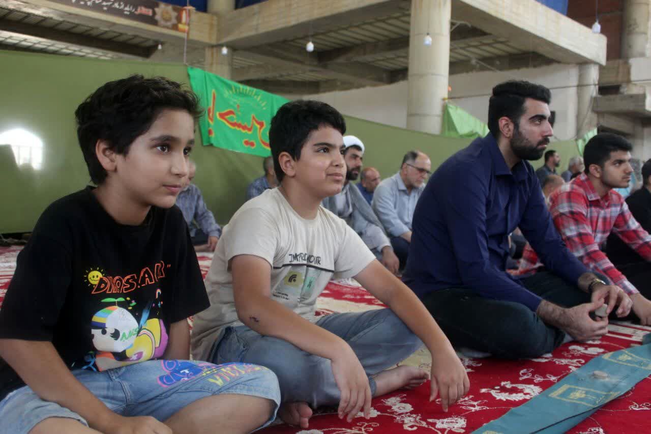 اقامه نماز جمعه‌ در گلوگاه 