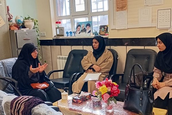 بازدید مسئولین آموزش و پرورش خلیل آباد از حوزه امتحانی دبیرستان مادرمهربان نقاب