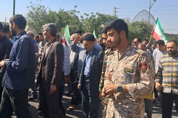 همبستگی مردم ولایتمدار نسیم‌شهر در راهپیمایی علیه رژیم صهیونیستی