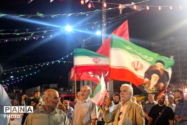 تداوم حضور در خیابان‌ها؛ رمز اتحاد و پیروزی 