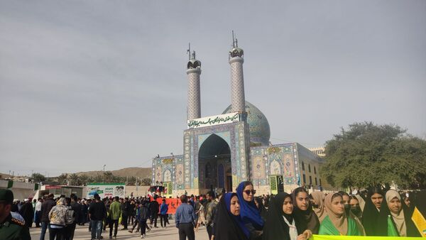 حضور پرشور مردم حاجی‌آباد در راهپیمایی باشکوه ۲۲ بهمن