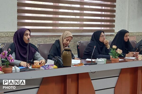 توانمندسازی مشاوران مدارس، گامی برای هدایت تحصیلی استاندارد در آموزش و پرورش قرچک