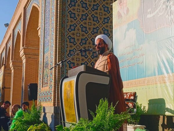 نماز عید فطر ۱۰ هزار نفری در کاشمر 