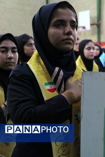 بهارستان دو صحنه همفکری، همدلی و همکاری پیشتازان در همایش یاوران انقلاب