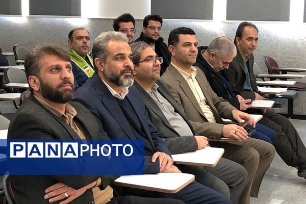 مراسم تقدیر از معاونان و مربیان پرورشی ناحیه 2 شهرری 