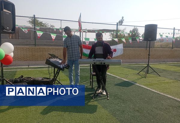 جشن دهه فجر در روستای لاور فین