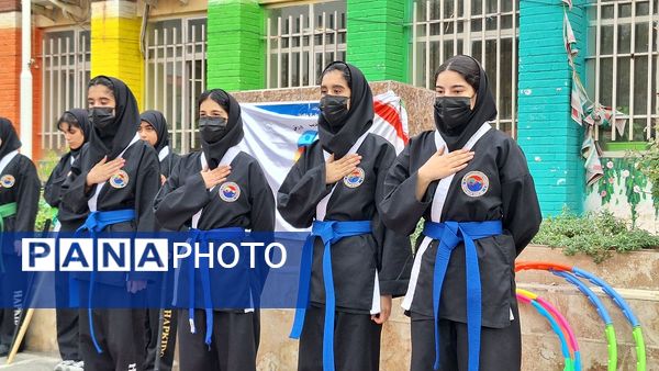 المپیاد ورزشی درون مدرسه‌ای در دبیرستان فاطمیه‌ ناحیه یک کرج