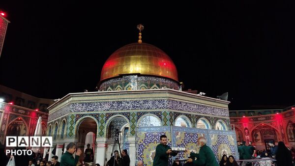 اجتماع بزرگ مردم نیشابور در پنجم محرم در حرم امام رضا (ع)