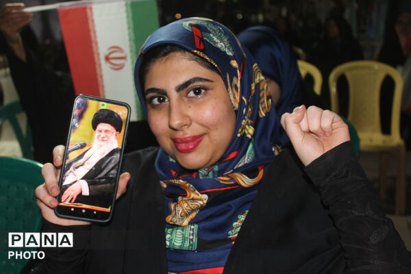 کرمان ؛ بیدارتر و پرشورتر از دیروز 