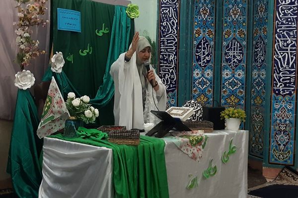 جشن ولادت امام علی(ع) در مدرسه شهید آقچه‌لو رباط‌کریم