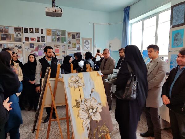 نمایشگاه ماها در هنرستان بصیرت آشخانه