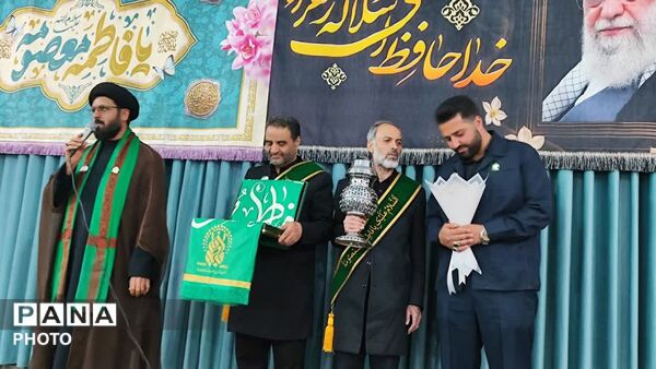 دستجرد غرق در شادی فرشتگان زمینی