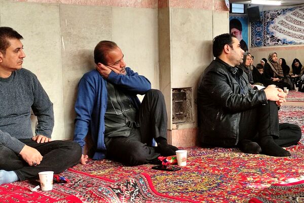 سلسله جلسات گفتمان دینی و مشاوره خانواده در هنرستان موفقیان