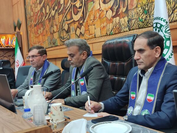 نشست هم‌اندیشی مسئولان سازمان دانش‌آموزی استان فارس روز دوم