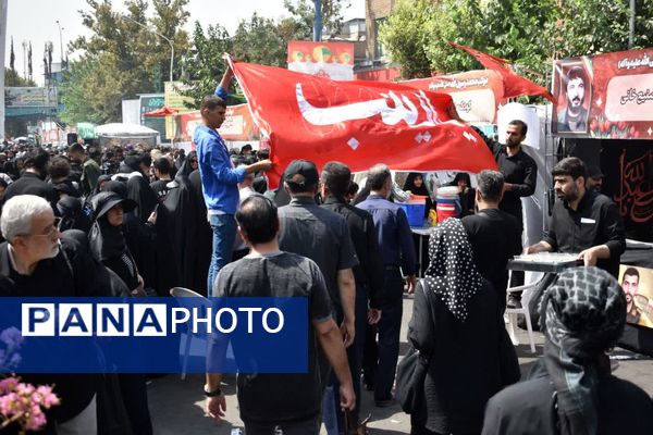 مراسم آیینی جاماندگان اربعین حسینی در پایتخت