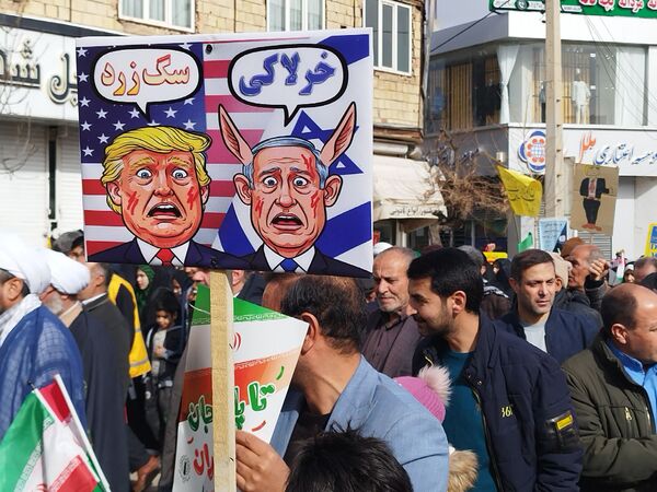 راهپیمایی 22 بهمن در شهرستان فاروج 