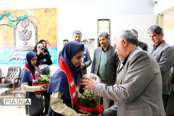 بازدید مدیرکل آموزش و پرورش خراسان رضوی از حوزه معاونت پرورشی و فرهنگی 
