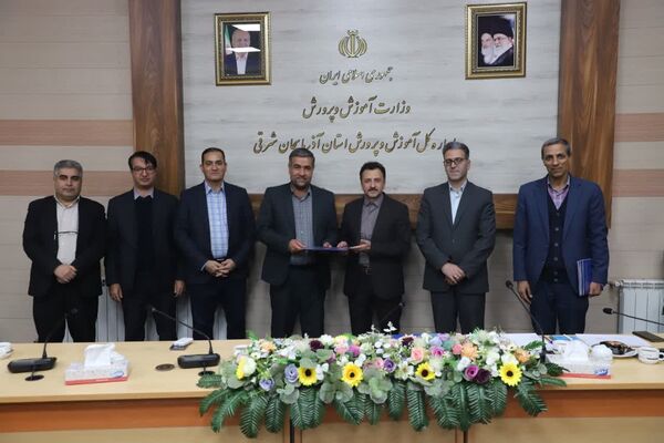 تقدیر از برگزیدگان جشنواره جوان خوارزمی استان آذربایجان شرقی
