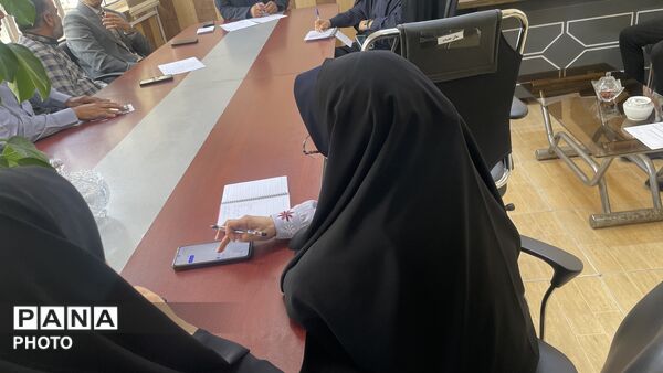 نشست هفتگی کارشناسان حوزه پرورشی تبادکان با تمرکز بر تحول در فرآیندها