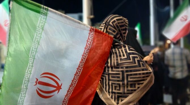 خیابان‌هایی که دو ماه است نفسِ اتحاد می‌کشند