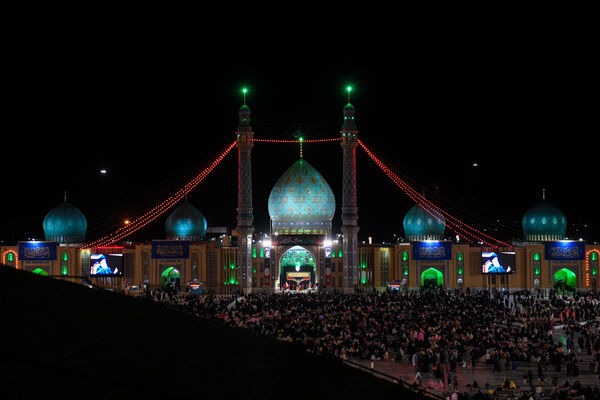 مراسم احیاء سومین شب قدر در مسجد مقدس جمکران
