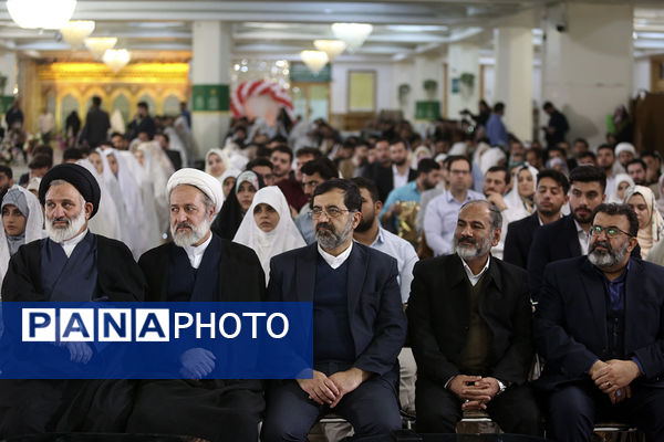 جشن ازدواج ۶۵۰ زوج دانشجوی دانشگاه‌های قم در سالروز میلاد جوادالائمه(س)