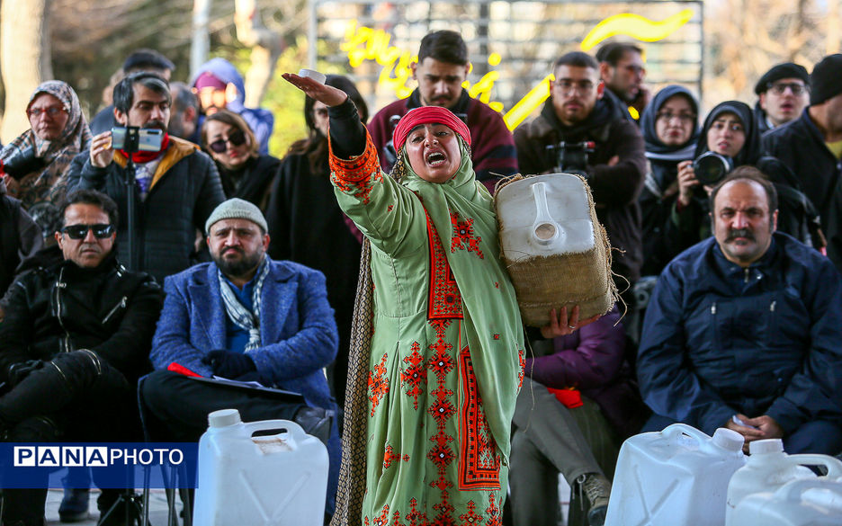 سومین روز جشنواره تئاتر فجر