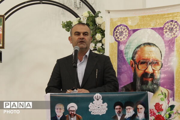 همایش گرامیداشت مقام معلم در گلوگاه 